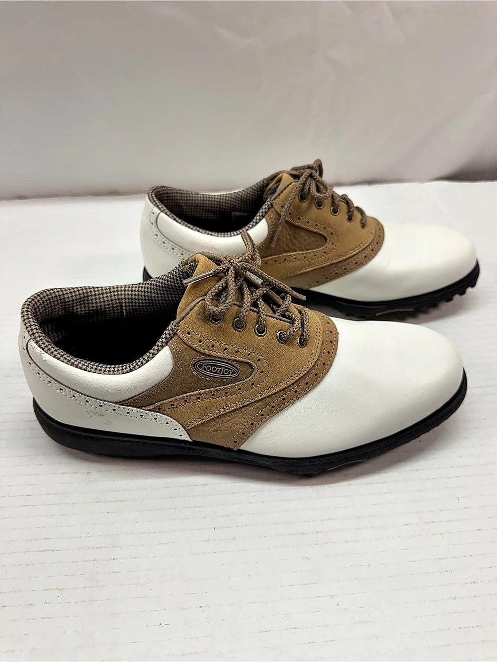 Women’s FootJoy Golf Shoes Leather Spikes Lace Up White/Brown 7.5 M 98308 New